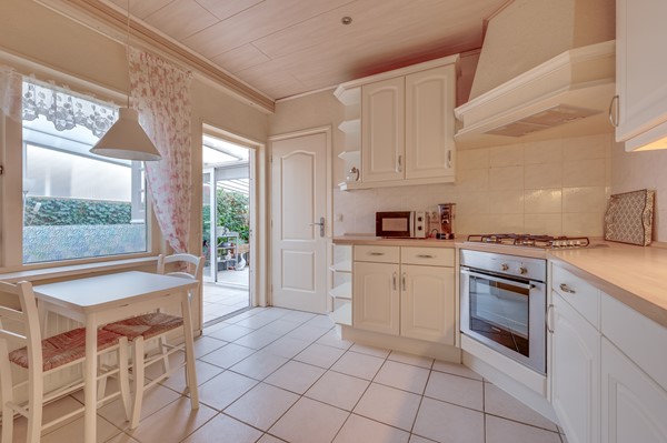 Medium property photo - Prins Bernhardstraat 37, 4507 BD Schoondijke